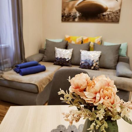 Fand Center Apartman Segedyn Zewnętrze zdjęcie